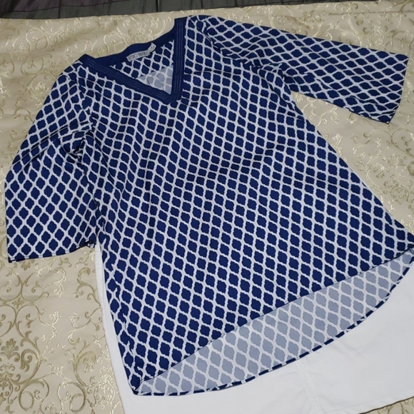 Retro Threads blouse - Picture 2 of 7